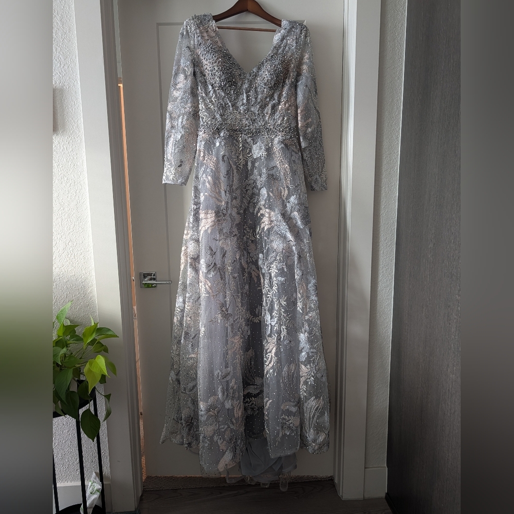 Mac Duggal Gray Long Sleeve Beaded Applique Gown